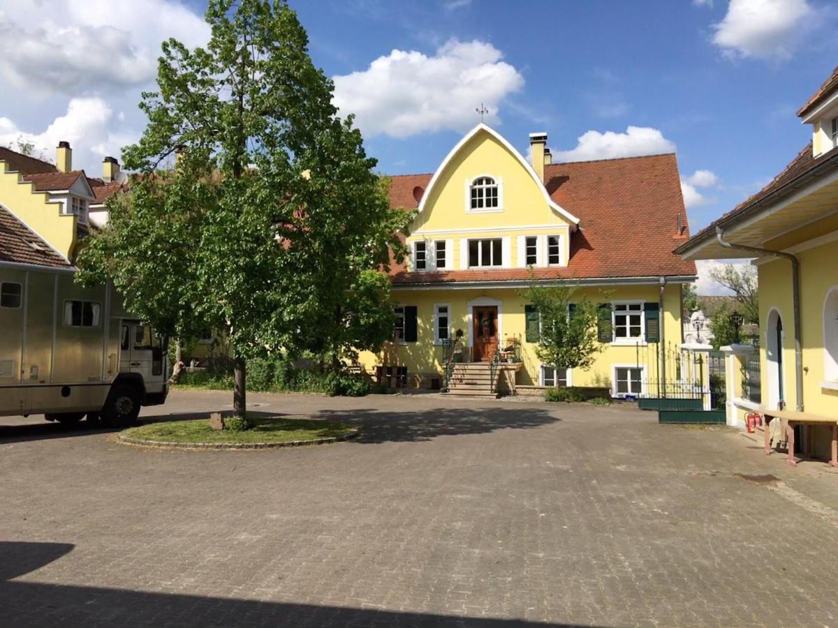 Ferienwohnung Im Gruenen Auf Idyllisch Gelegenen Gutshof Und Doch So Zentral Waldshut-Tiengen Εξωτερικό φωτογραφία